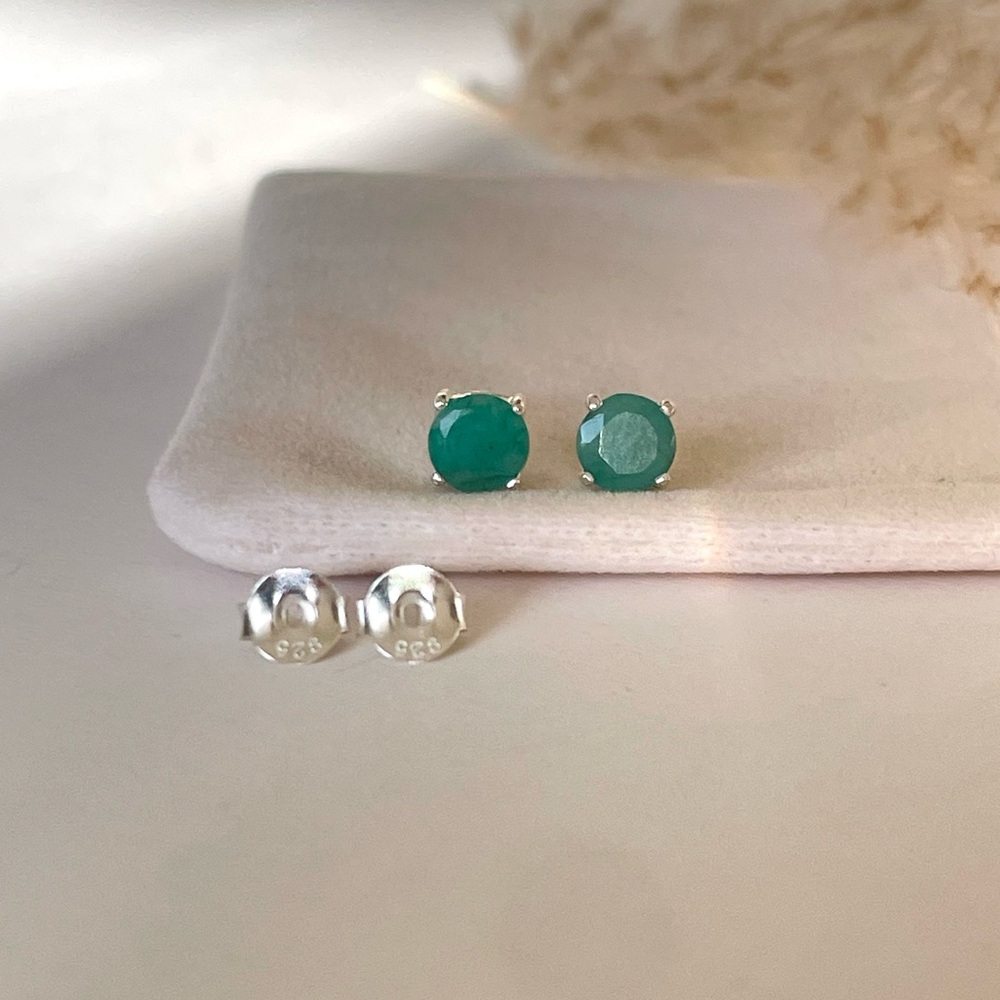 925 Sterling Silver Natural Emerald Stud Earrings!!  “Royal Delicacies” - Picture 17 of 17